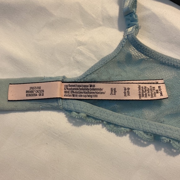 Victoria’s Secret Dream Angels Push-Up Bra - Picture 8 of 9